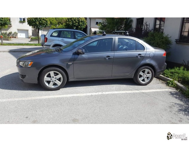 Mitsubishi Lancer