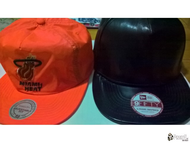 Постери,списание,поштенски марки,сликички и жетони