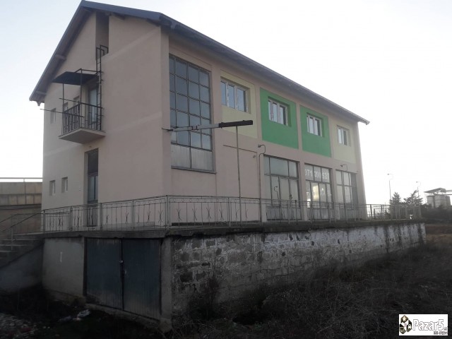 Cе продава или издава деловен простор