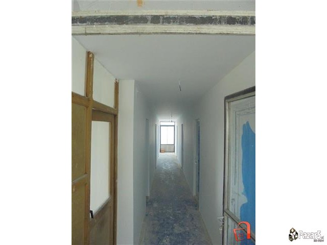 Cе продава или издава деловен простор