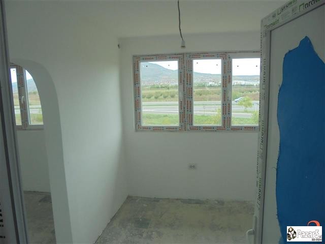 Cе продава или издава деловен простор