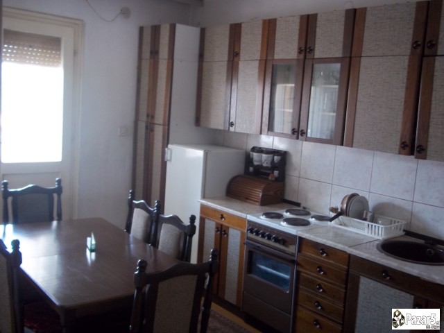 Se Prodava Odlicen Stan Vo Hrom