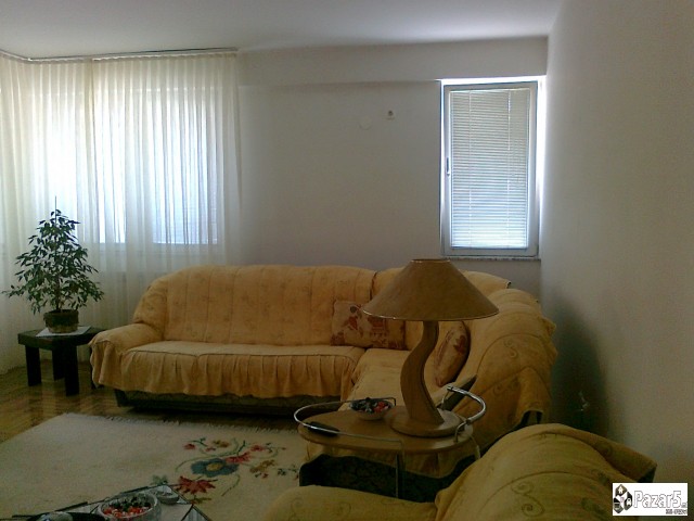 Se Izdava Dvosoben Stan Crnice Nad Drzavna Bolnica