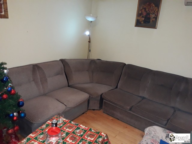 ПРОДАВАМ ШЕСТОСЕД 6000 ДЕН.