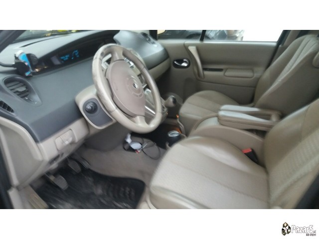   Renault Scenic 2 1.9 Dci 2003