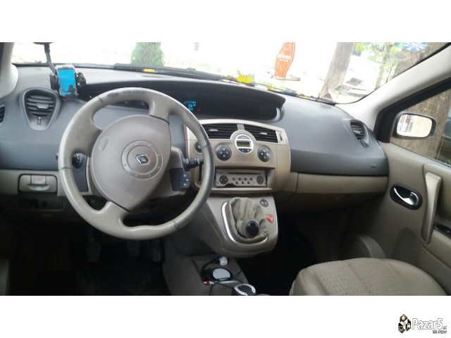   Renault Scenic 2 1.9 Dci 2003