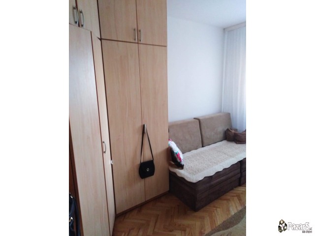 Prodavam Ednosoben Stan