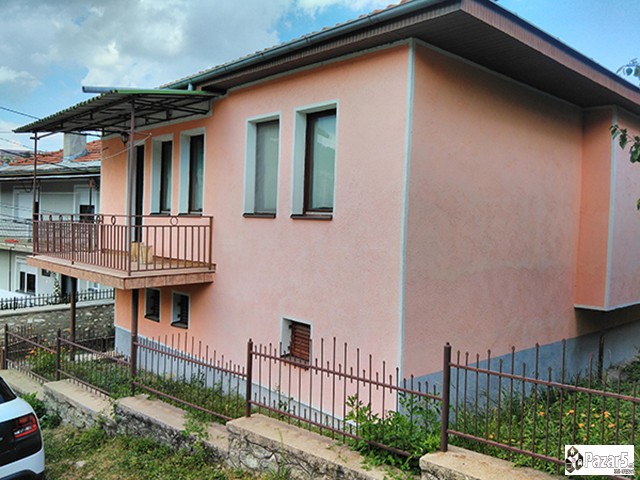 Продавам куќа во Крушево