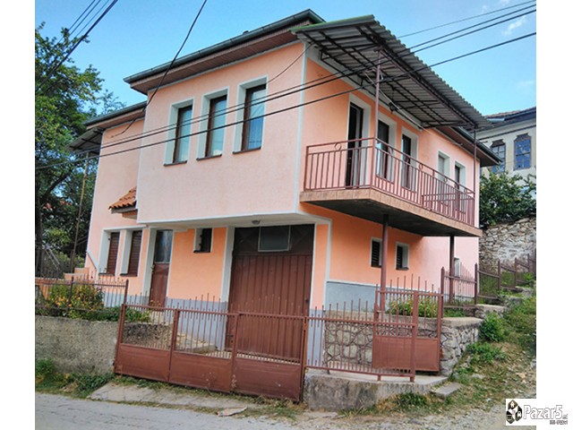 Продавам куќа во Крушево