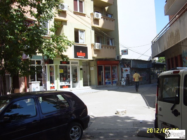 Izdavam Dukjan 25m2 Vo Strog Centar