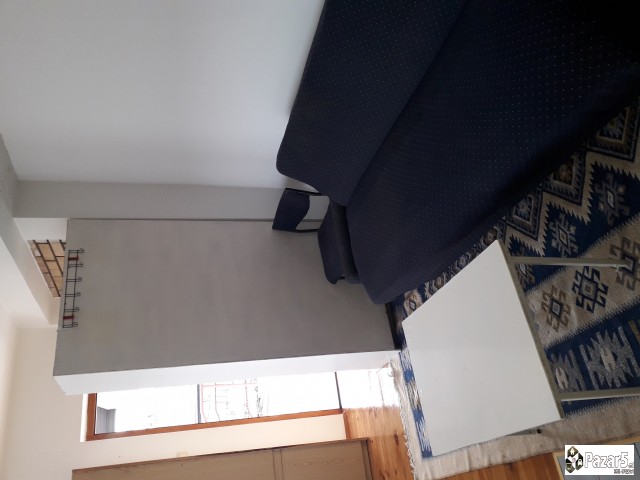 ИЗДАВАМ ГАРСОНИЕРА