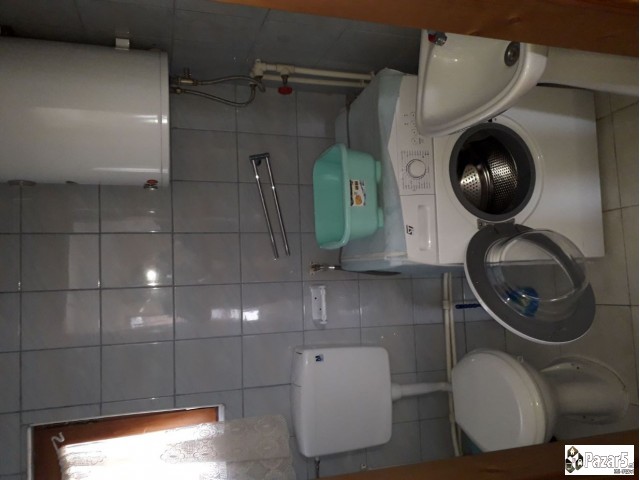 ИЗДАВАМ ГАРСОНИЕРА