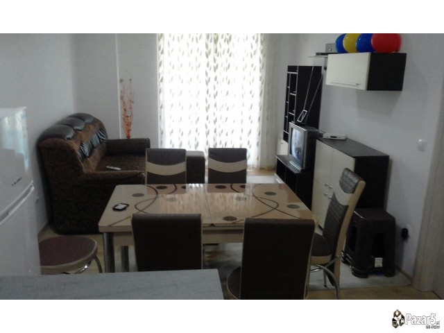 СЕ ИЗДАВА 3-СОБЕН НАМЕСТЕН СТАН ВО МИЧУРИН