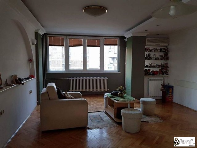 Се продава 91м2 со 3 спални соби близу до Citymall