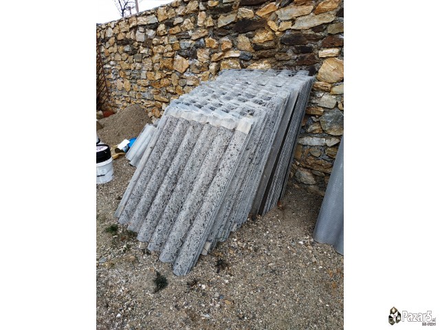 Продавам лесонитки за покрив