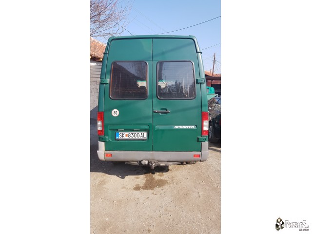 Mercedes Sprinter 212 