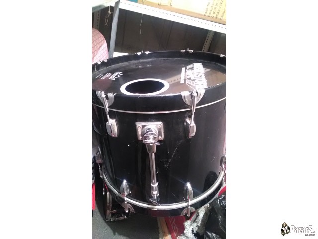 Продавам бубњеви