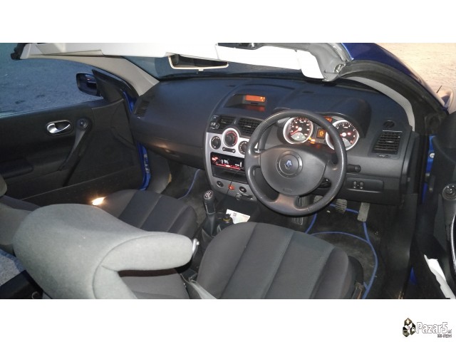 Renault Megane -05 Cabrino 1.6 Dynamique Benzin