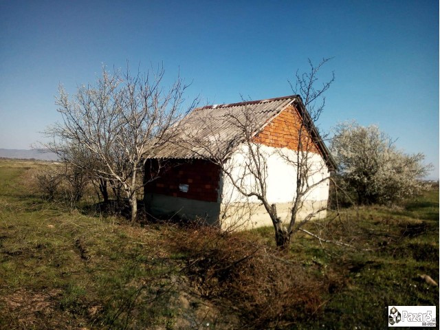 Vikendica-niva Gorno Orizari