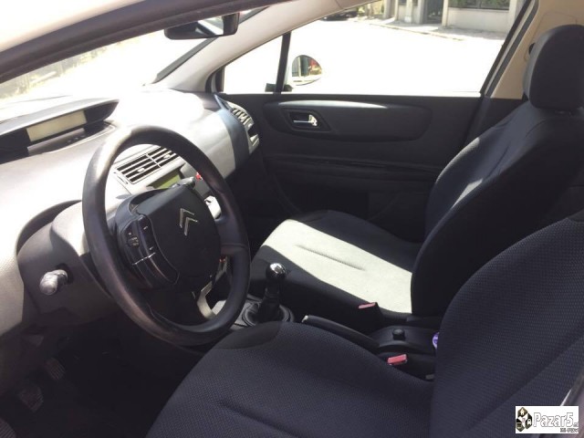 Prodavam Citroen C4
