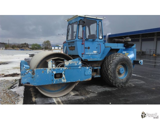 Se Prodava Valjak Hamm 2411 Sd