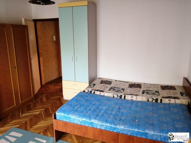 Izdavam Namestena Zidana Baraka