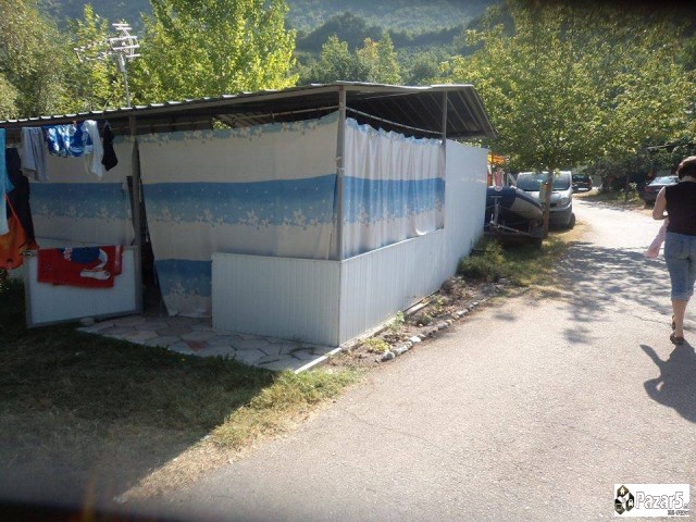Se Prodava Kamp Prikolka Vo Kamp Elesac