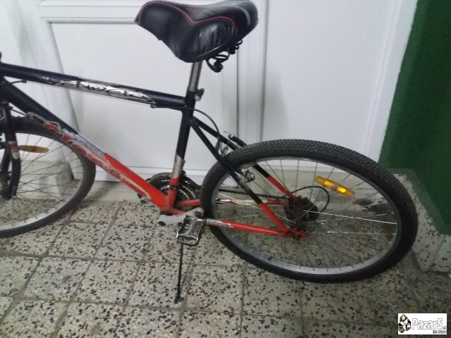 Продавам велосипед 26" машки, 18 брзини