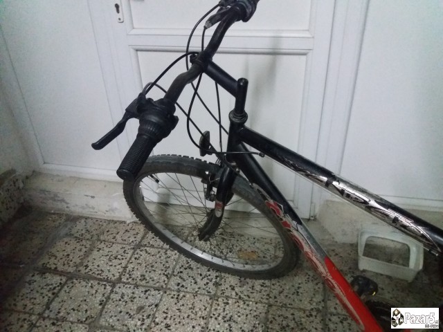 Продавам велосипед 26" машки, 18 брзини