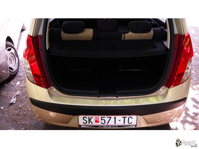 Автомобил како од салон!