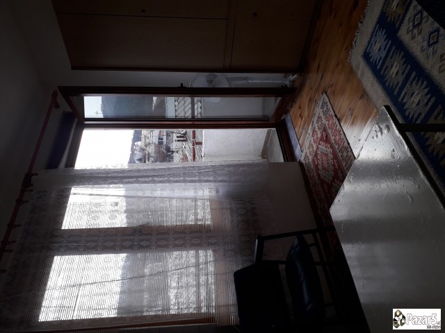 СЕ ИЗДАВА ГАРСОНИЕРА ВО КОЗЛЕ