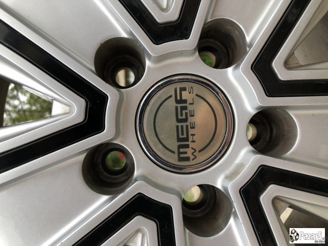 Mega Wheels Latusera 16"