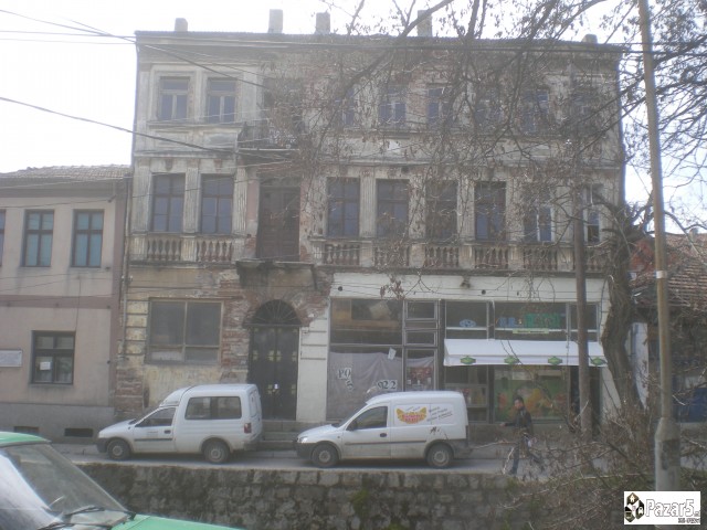 Се продава деловен објект