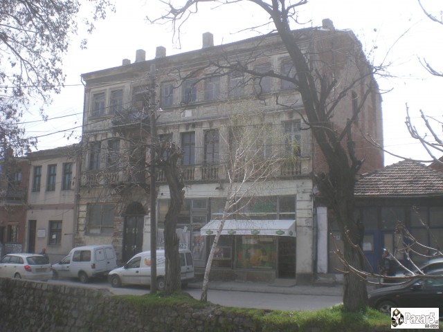 Се продава деловен објект