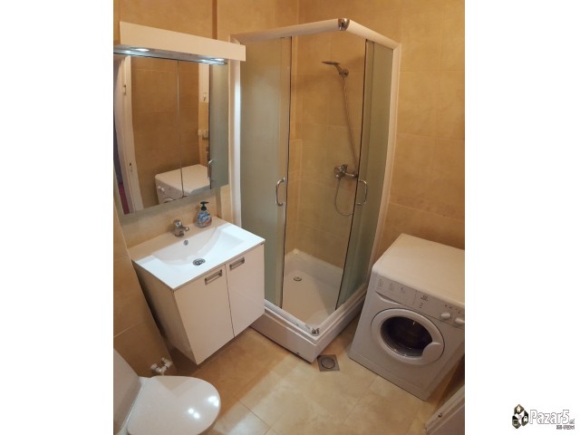 Se Izdava Za Stranci So Najdobra Lokacija Vo Grado