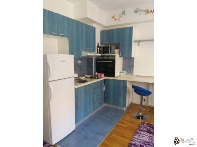 Se Izdava Garsonjera