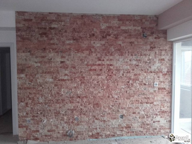 УКРАСНИ ПЛОЧКИ ОД МЕРМЕР И ТРАВЕРТИН