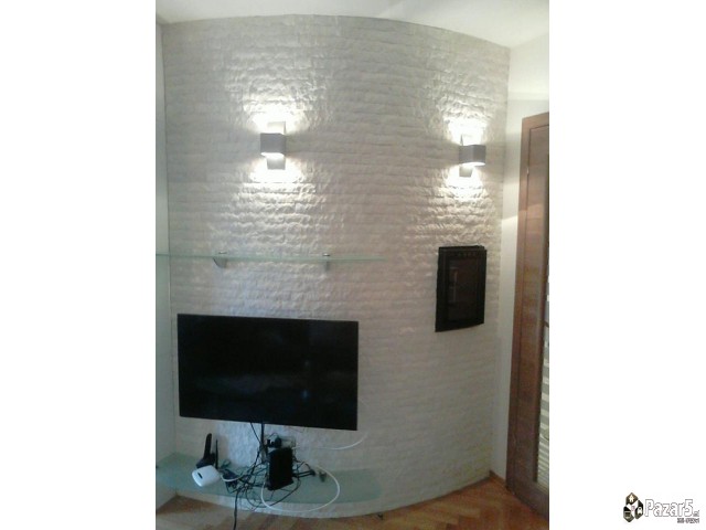 УКРАСНИ ПЛОЧКИ ОД МЕРМЕР И ТРАВЕРТИН