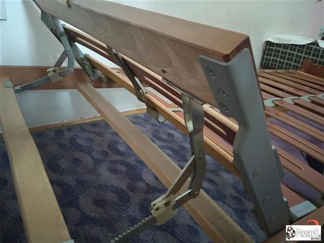 Krevet Edinecen Germanski