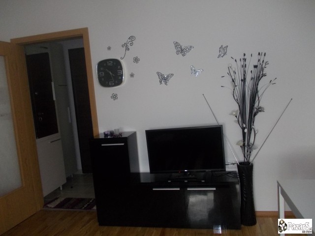 СЕ ИЗДАВА 2-СОБЕН СТАН ВО ЦЕНТАР