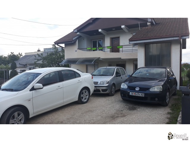 продавам куќа во Радишани