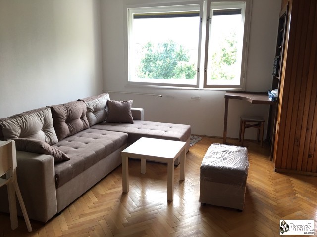 Издавам стан Козле