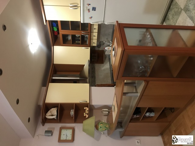 Се издава комплетно наместен стан во Дебар Маало, 