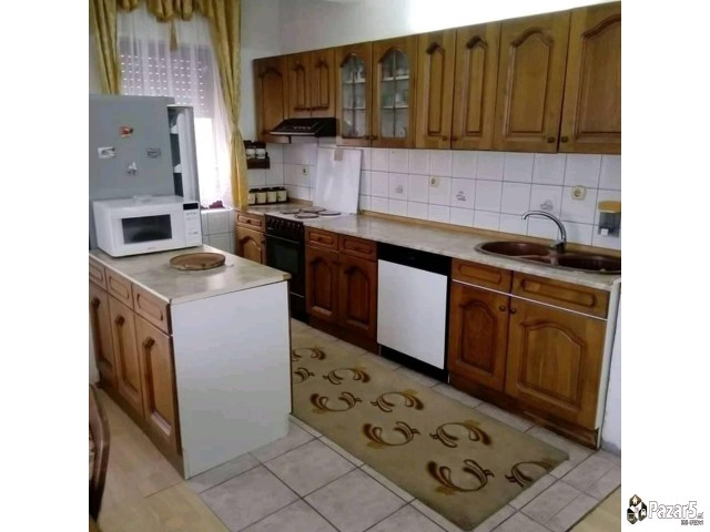 Se Izdava Namesten Stan