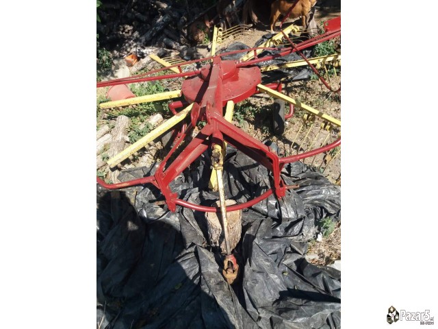 Traktor Univerzal640 I Baliracka Internacional445d