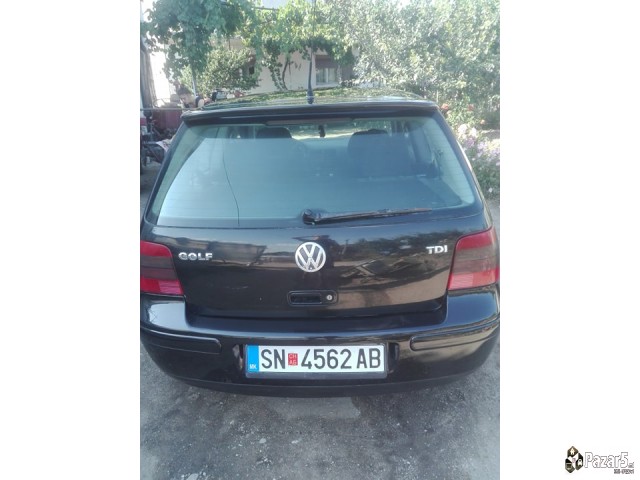 Se Prodava Golf 4
