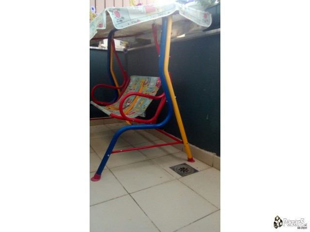 Продажба на детска нишалка