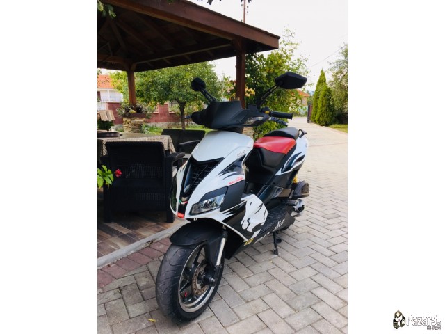 ***aprilia Sr50***