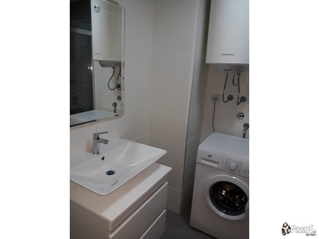 Se Izdava Garsonjera Vo Skopje City Garden