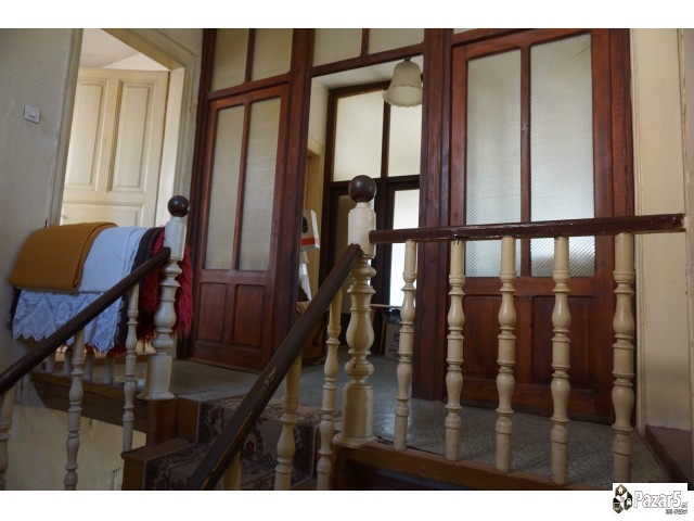 Се ПРОДАВА или МЕНУВА